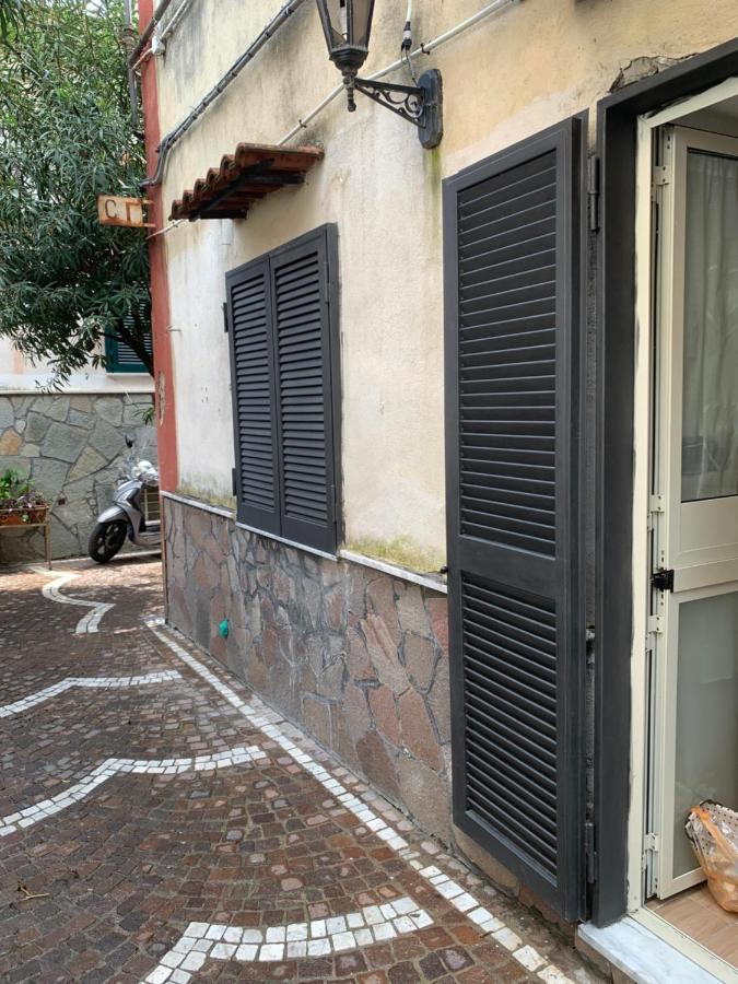 La Casetta Di Carme Nápoles Exterior foto